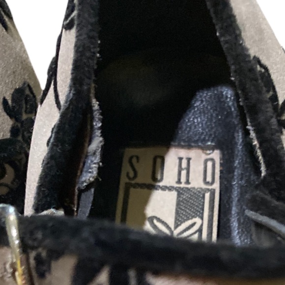 Vintage 90s Taupe Satin With  Velvet Floral Print Chunky Heeled Maryjanes - Picture 14 of 14